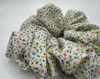 VINTAGE Jumbo Blue Floral Scrunchie