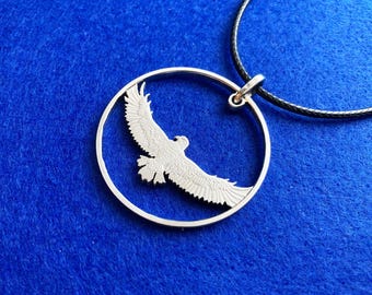 Collana con moneta in alpacca intagliata a mano, ciondolo con aquila