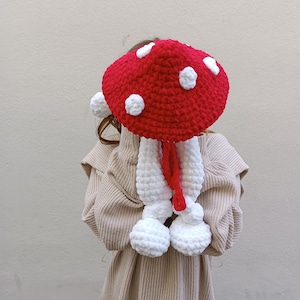 Paddenstoel knuffelpatroon. Amigurumi leuk voor een meisje. Veiligheidsdeken van pluche speelgoed. Eenvoudig laag-naai-haakpatroon voor beginners. Engels afbeelding 5