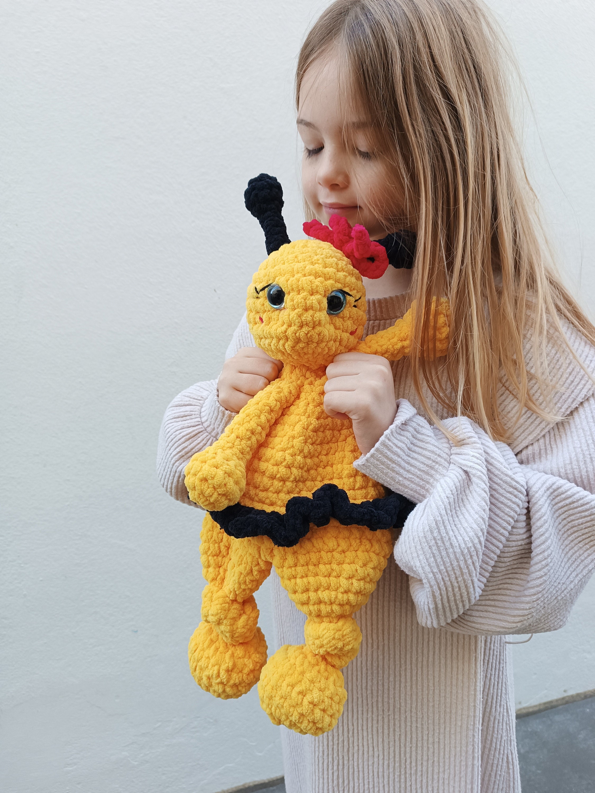Crochet Bee Snuggler Pattern: Amigurumi Plush Toy (PDF Pattern) - Etsy