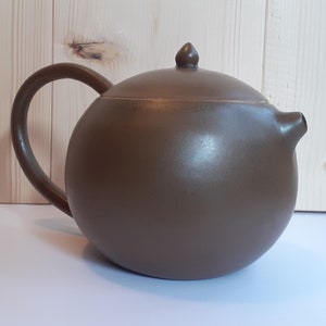 ceramic teapot