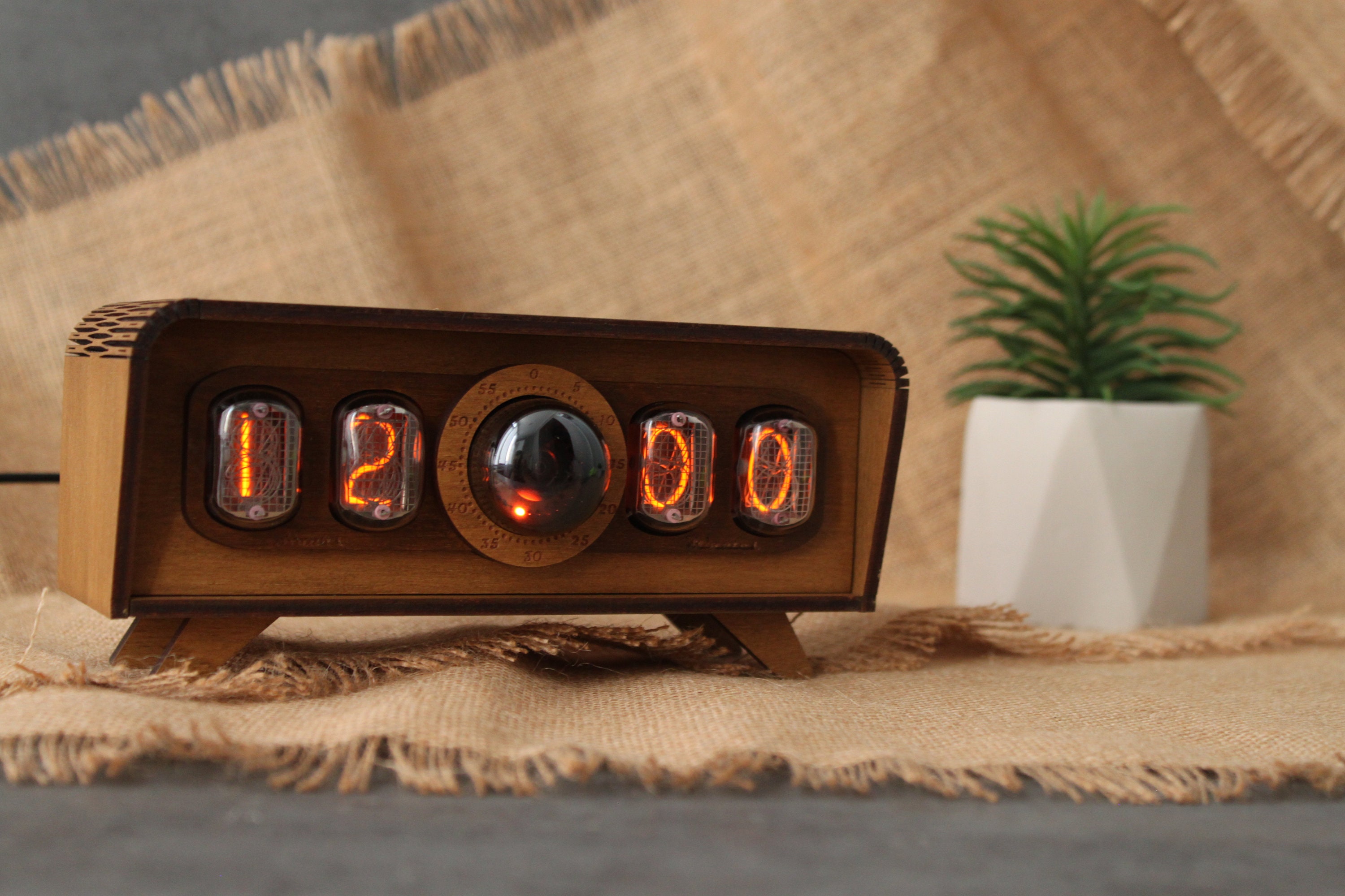 In 8 nixie clock - Etsy 日本