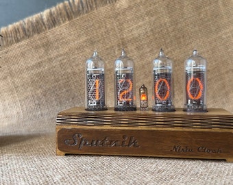 ニキシー管時計 IN14 と IN16 を 6 つのランプに接続 - Etsy 日本