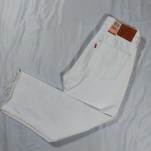 White levis 501 mens jeans 2025