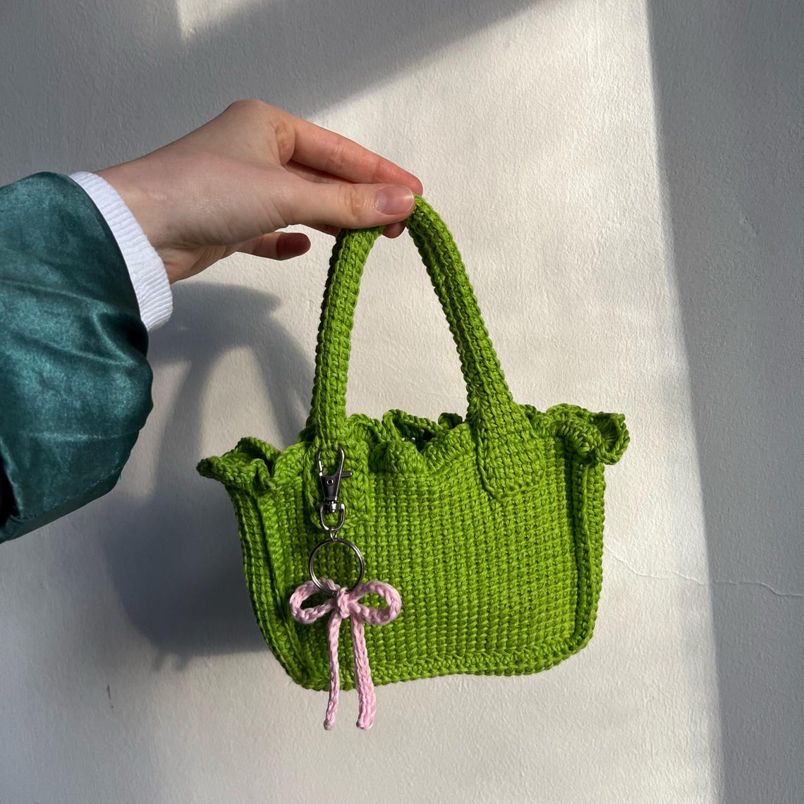 Crochet Ruffle Tote Bag Pattern – Tunisian Crochet Purse (PDF) - Etsy