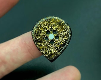 Handmade three-layer modern guitar pick made of high quality materials in shape of jazz Jesse Clay Smith Sygnature - Black Gold Jazz