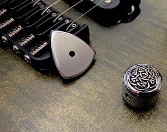 Trinity Flow Plectrum - Aluminum & High-Tech Polymer Sandwich - Reinforced Core - 3mm to 6mm - Luka Plectrums