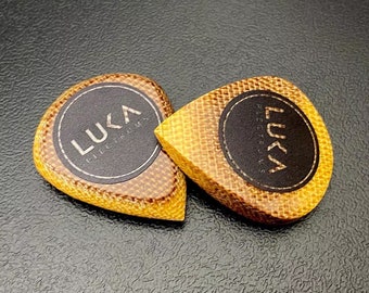 Handmade 6,5mm thick guitar pick made of micarta in shape of jazz yellow brown best gift for guitarist by Luka Plectrums - Canvas Jazz