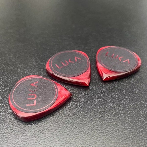 Mini Jazz Red Pearl – handcrafted 3mm thick acrylic kirinite guitar plectum handmade guitar pick gift luka plectrums