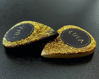 Unique and beautiful modern guitar pick made of high performance material in shape of teradrop handmade by Luka - Gold Triple Teardrop