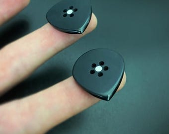 High quality handmade guitar picks made of peek in shape of flow & jazz xl best gift for musician by Luka Plectrums