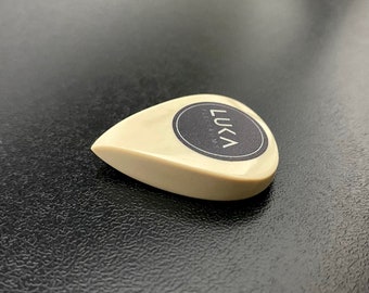 Handcrafted modern guitar pick made of high quality peek in shape of teardrop jewerly for musician by Luka Plectrums - Tear Peek GF