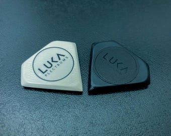 Handcrafted modern guitar pick made of durable peek plastic in beautiful shape best gift for guitarist by Luka Plectrums - Diamond Peek