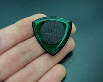 Handmade guitar pick in shape of triangle made of kirinite and uhmwpe beautiful gift for guitarist - Green Triangle Triple PE