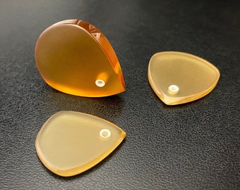 Unique handmade glowing guitar pick made of amber ultem high performance material best small gift for guitarist musician by Luka - Singular