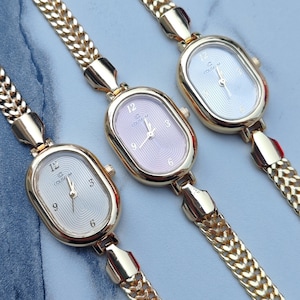 Vintage Look Watch Collection, Oval Watchbracelet, Pink Watch, Gold Watch, White Watch, Vintage Watch, Adjustable Water-Proof Watchbracelet