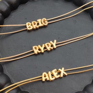 Pulsera doble personalizable con letras de burbuja minimalistas, pulsera con nombre, pulsera con letras de burbuja minimalistas, regalo ajustable, joyería personalizada