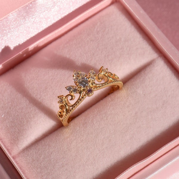 Rapunzel Royal Crown Princess Tiara Ring, 925 Sterling Silver Purple Ring