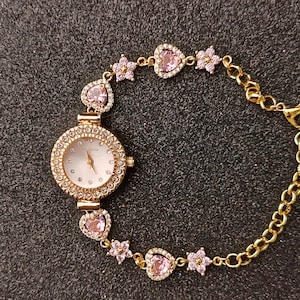 Heart Flower Charm Watch, Vintage Zircon Watch, Vintage Look Charm Bracelet, Unique Watch, Flower Charm Watch, Vintage Watch, Lovely Watch