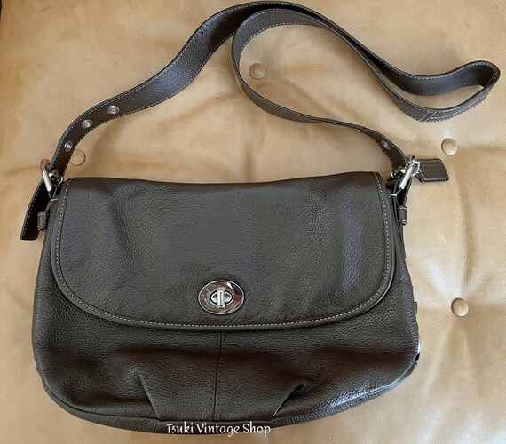 Vintage COACH Brown Pebbled Leather Handbag (2004) - Etsy