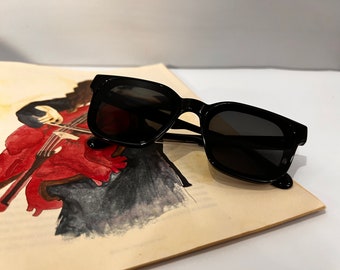 Ygritte Schwarz Unisex Quadrat Rechteck Sonnenbrille, polarisierte Gläser, UV400, Mode Sonnenbrillen, Sonnenbrillen Brille, coole Frauen Accessoires