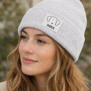 Beanie Hund | Personalisierte Mütze | Geburtstagsgeschenk Hundemama | Hundebesitzer Geschenk | Hundeliebhaber Geschenk personalisiert