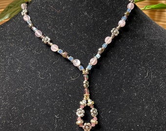 Beaded Loop Pendant Clasp Necklace