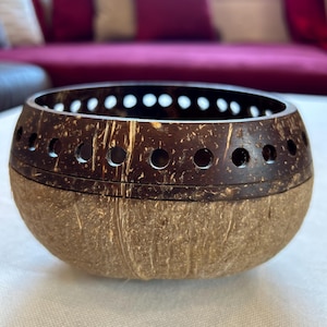 Coconut tealight holder, coconut candle holder, tealight holder, candle holder, tealight holder, tealight coconut, coconut