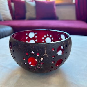 Coconut tealight holder, coconut candle holder, tealight holder, candle holder, tealight holder, tealight coconut, coconut