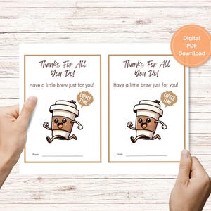 Porta tarjetas de regalo imprimible de agradecimiento con descarga digital con temática de café con dos (2) tarjetas de tamaño 5 x 7 pulgadas, una al lado de la otra, en formato carta de EE. UU. con orientación horizontal.