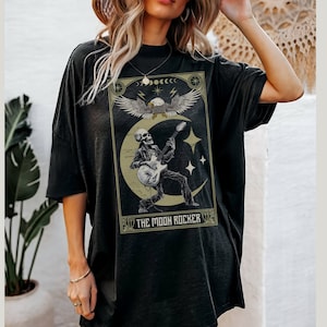 Chemise de carte de tarot à bascule, t-shirt de carte oracle de musique rock mystique, phases de lune et cadeau d'amant de tarot pour les amoureux de la lune, jolie chemise de t-musicien bohème