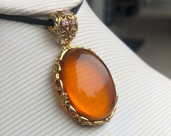 Butterscotch Baltic Amber Pendant: 925 Sterling Silver, Cognac Gemstone