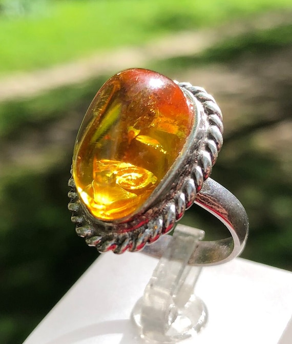Vintage Spectacular Amber Ring in 925 Sterling Silver | Minimalist 