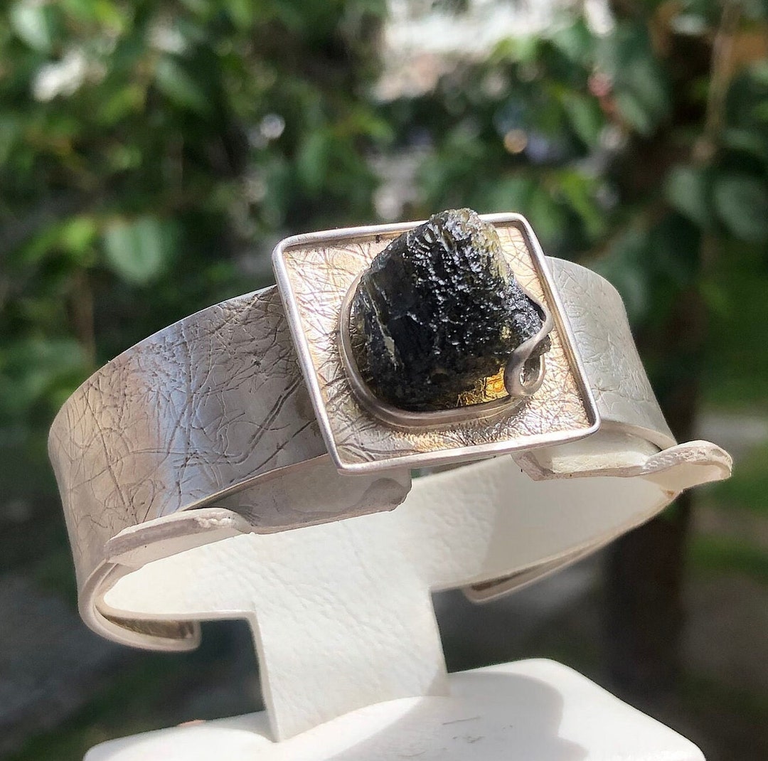 【leticia】VALLETTA01 silver Tully CZ & Molten Metal Cuff Bracelet – Sterling Forever