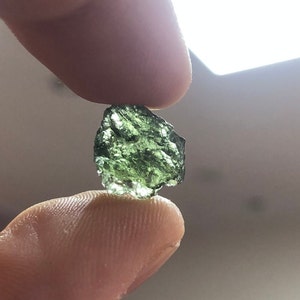 Genuine MOLDAVITE / Raw Moldavite / Moldavite Crystal / AUTHENTIC Moldavite / Moldavite Stone / Moldavite Chips / Moldavite / Real Moldavite