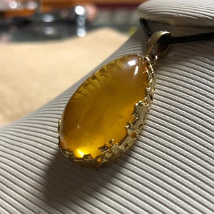 Natural amber pendant and 925 Silver Pendant,Butterscotch Genuine Amber Pendant, Birthstone Healing Amber Pendant Lidht Yellow colour amber