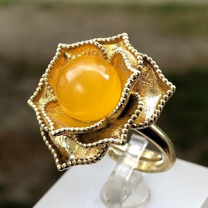 Baltic Amber Ring in 925 Sterling Silver, Shiny White Amber Jewelry, Natural Baltic Amber Rings For Women.