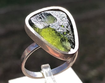 Handmade Moldavite Ring in 925 Sterling Silver - Handcrafted Jewelry Womens Ring With Moldavite