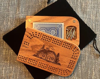 Tablero de cribbage magnético de viaje: Madera maciza, personalizado, para 3 jugadores, bolsa de viaje.