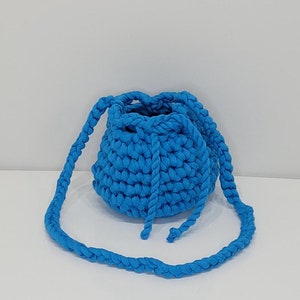 Small woven bag/Blue color/Made of rag/Rag bag/Handmade bag.