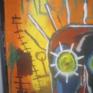 Puede incluir: Pintura abstracta con una cara azul, una estrella blanca y un ojo verde. El fondo es amarillo, naranja y marr&oacute;n con l&iacute;neas negras y la palabra "MILKY" escrita en verde.