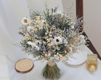 Daisy+Thistle Baby's Breath Wildflower Bouquet for Wedding Sage Green Eucalyptus Bridal Bouquet