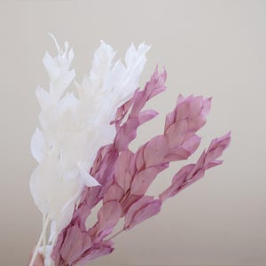 Preserved dried flowers, bleached leaves, preserved leaves, dried flowers, wedding decoration, table center flower arrangement
