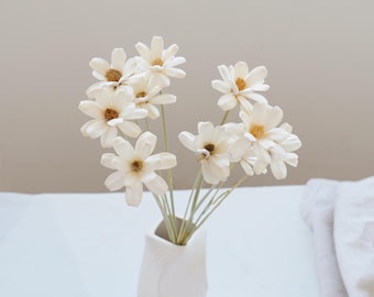 White dried flower bouquet, handmade dried flower decoration, wedding flower arrangement, home floral arrangement