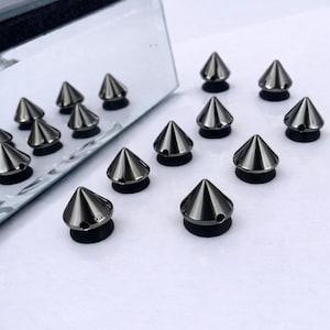 Spike charms set. Gothic style accessories. Plastic spikes charm. Gunmetal color cone stud . Gothic shoe charms. Spikes rivets shoe charm.