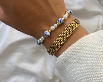ceramic blue, pearl and gold bead bracelet