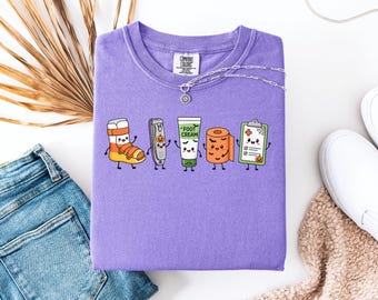 Podiatry Retro Halloween Shirt, Foot Doctor Staff t-Shirt, Gift for Podiatrist, Podiatry Student Gift Tee, Podiatrist Halloween Shirt