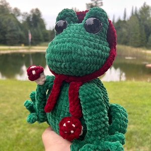 Crochet mushroom frog!