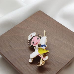 Brooch for Nurses, Custom Stainless Steel Lapel Pins for Nurses, Brooch Gift for Nurses, Perfect Gift, Medical Brooch, Syringe Brooch, Gift
