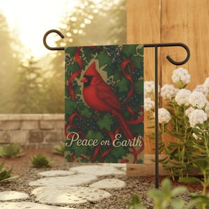 Bandeira de Natal Cardinal Paz na Terra Bandeira de Jardim Pássaro Vermelho Hera Berries Decoração de Natal para Exteriores Bandeira de Jardim de Inverno Vintage Grandmillenial